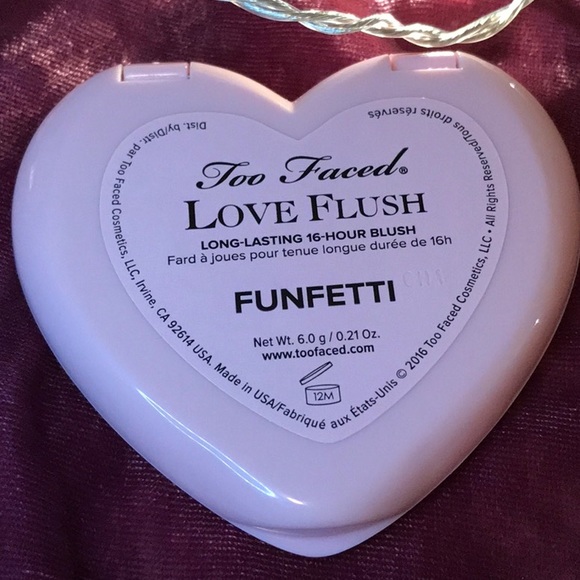 LAST 1 Too Faced Love Flush Funfetti Blush & Brush - Picture 3 of 4